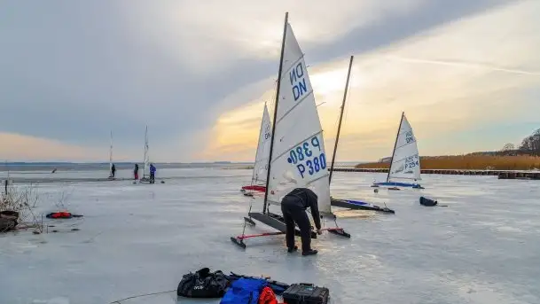 Bojery na jeziorze Dargin 2021 cz. 1 - zdjęcie 2