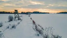 Zachód słońca w okolicach zimowych Kruklanek - zdjęcie 16