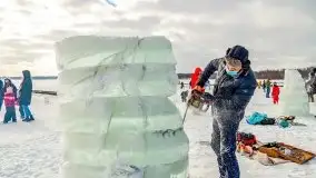 Fotorelacja z rzeźbienia w lodzie w Giżycku - zdjęcie 35