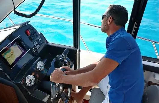 Zdjęcia: Marzysz o świetnej łodzi motorowej? Poznaj markę Quicksilver - zdjęcie 1