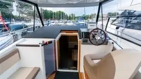 Zdjęcia: Made in Mazury - poznaj jacht motorowy Stillo 30 - zdjęcie 9