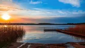 Wiosenny wschód słońca nad jeziorem Pozezdrze - zdjęcie 16