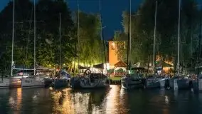 Port Ognisty Ptak pod gwiazdami - zdjęcia nocne - zdjęcie 1