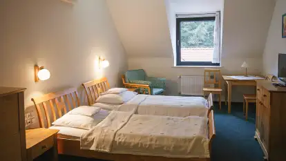 Noclegi Centrum Konferencyjne PAN Wierzba - zdjęcie 4