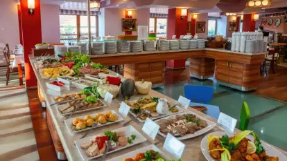 Restauracja Żeglarska w Hotelu Robert's Port**** - zdjęcie 7