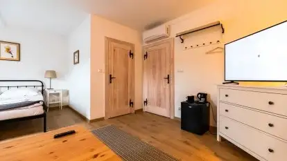 Pokoje portowe Korektywa nad jeziorem Bełdany - zdjęcie 15