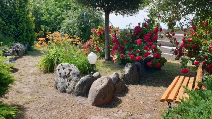 Kamienny Ogród Holiday Park komfortowe domki z 2 sypialniami w parku nad jeziorem Tałty na Mazurach, Stare Sady, Mikołajki - zdjęcie 31