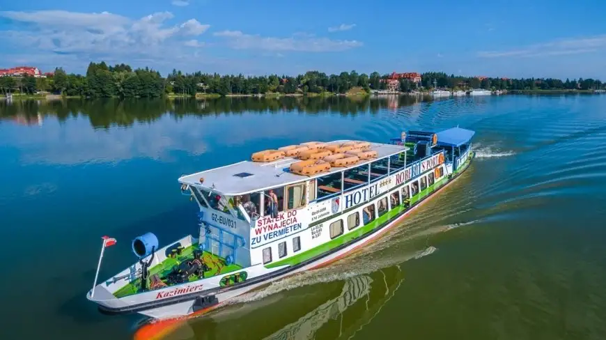 Rejsy z Mikołajek flotą Hotelu Robert’s Port