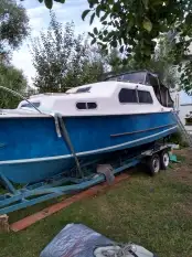 Jacht motorowy FREEMAN  gotowy do pływania - zdjęcie 8