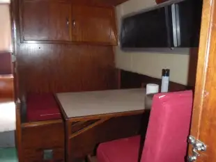 Jacht motorowy FREEMAN  gotowy do pływania - zdjęcie 5