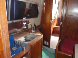 Jacht motorowy FREEMAN  gotowy do pływania - zdjęcie 2