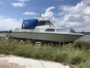 Lodz motorowa kabinowa - zdjęcie 1