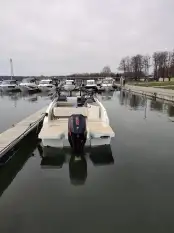 Sprzedam łódź motorową Quicksilver 755 Cruiser Active nowa 2022 r. silnik Mercury 200 PRO XS Dostępna od ręki - zdjęcie 5