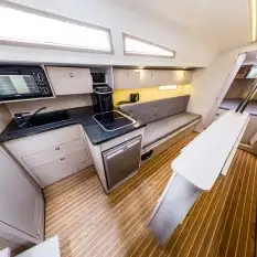 Jacht Żaglowy Antila 33 - zdjęcie 4