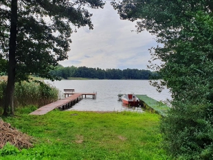 Urokliwa działka na Mazurach z domkiem letniskowym - zdjęcie 7