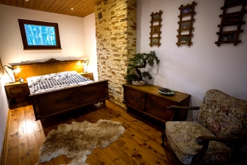 Domek nad jeziorem- łódka, bania, wyposażenie- wszystko w cenie - zdjęcie 5