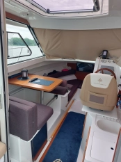 Lodz motorowa kabinowa Merry fisher 645 - zdjęcie 5