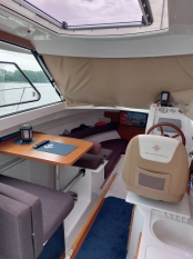 Lodz motorowa kabinowa Merry fisher 645 - zdjęcie 2