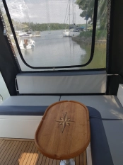 NEON 910 - jacht motorowy produkcji Mazuria - zdjęcie 13