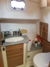 NEON 910 - jacht motorowy produkcji Mazuria - zdjęcie 11