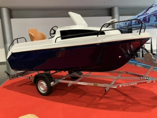 Sprzedam łódź kabinową ,motorowa "Delfin 435" - zdjęcie 2