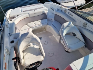 motorówka RINKER Captiva 246 CC MAG 350  - zdjęcie 12