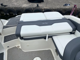 Łódź motorowa Sea Ray 240 - zdjęcie 7