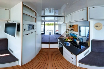 Houseboat. Pływający Domek. Cube Mini Max - zdjęcie 3