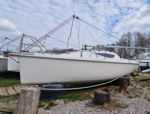 Jacht żaglowy Maxus 24 - zdjęcie 1