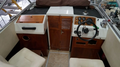 Łódz motorowa Okcelbo-Volvo Penta -import Szwajcaria - zdjęcie 8