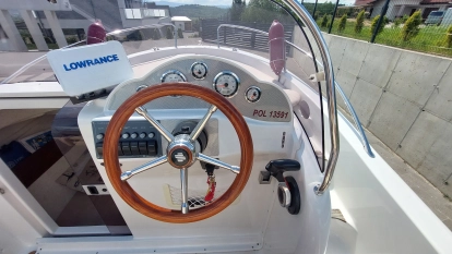 Motorówka ATLANTIC MARINE 570 SUNCRUISER + silnik Honda BF 150 V-TEC - zdjęcie 8