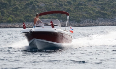 Motorówka ATLANTIC MARINE 570 SUNCRUISER + silnik Honda BF 150 V-TEC - zdjęcie 9