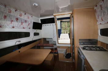 Calipso 23 r. 2013 houseboat + przyczepa - zdjęcie 3