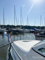 Jacht Motorowy Cruiser Rostyle 222 / Cobrey 250SC  - zdjęcie 12