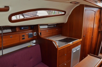 Sprzedam Jacht żaglowy Hornet 29 - zdjęcie 5