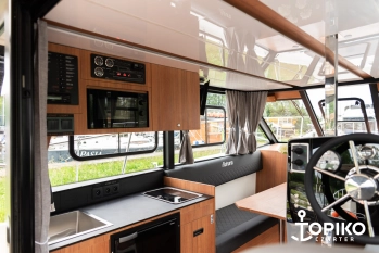 Futura 40 Flybridge Long NOWA - zdjęcie 12