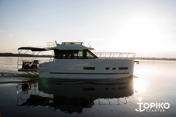 Futura 40 Flybridge Long NOWA - zdjęcie 11