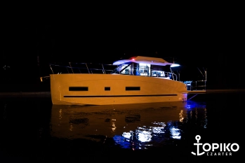 Futura 40 Flybridge Long NOWA - zdjęcie 8