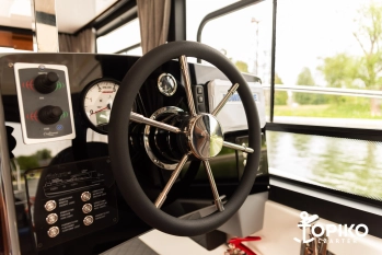 Futura 40 Flybridge Long NOWA - zdjęcie 2