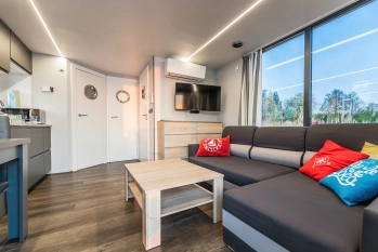 Domek na wodzie, houseboat 6-os., pływający dom - zdjęcie 1