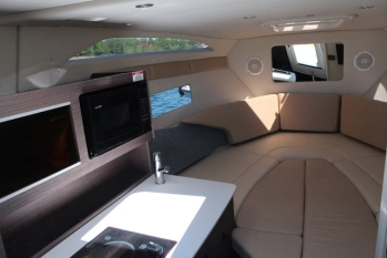 Sprzedam łódź motorową Bayliner C8 (2022) - zdjęcie 11