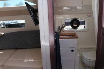 Sprzedam łódź motorową Bayliner C8 (2022) - zdjęcie 10