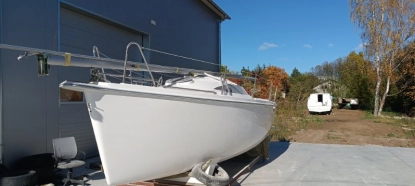 Jacht żaglowy Sasanka Viva 700 - zdjęcie 6