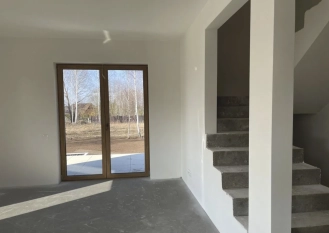 Nowy dom nad jeziorem Szelment z prywatną plażą - zdjęcie 8