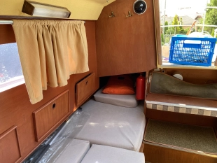 Sprzedam jacht żaglowy KOMPROMIS 720 z przyczepą – Gotowy do żeglugi! - zdjęcie 2