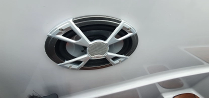 łódź Mazury 670 z silnikiem Evinrude 200 H.O  - zdjęcie 7