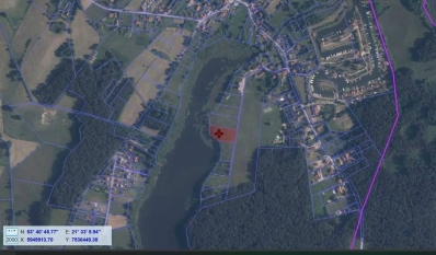 Działka z linią brzegową jeziora Wygryny w Wygrynach - zdjęcie 2