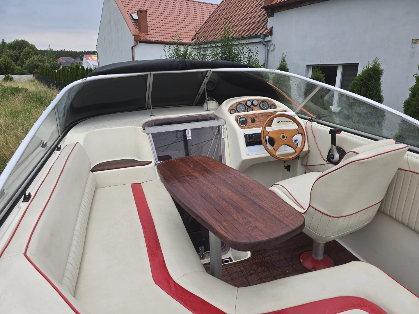 Sprzedam Jacht motorowy bayliner 
