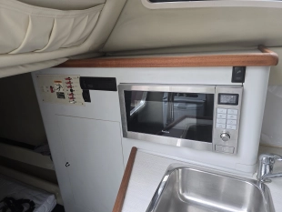 Sprzedam Jacht motorowy bayliner  - zdjęcie 4