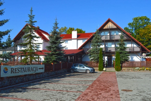 Kucharz/Pomoc kuchenna praca sezonowa na Mazurach z zakwaterowaniem